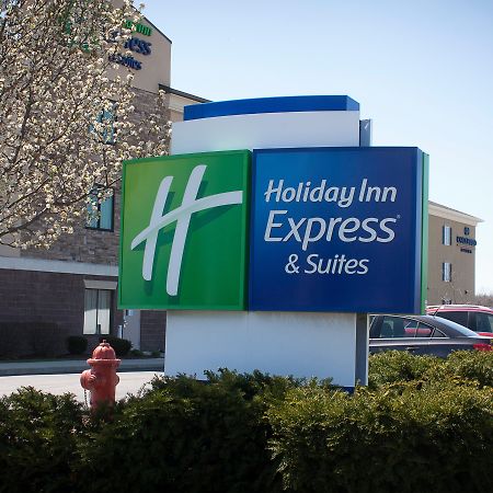 Holiday Inn Express & Suites Youngstown West I 80, An Ihg Hotel Exteriér fotografie