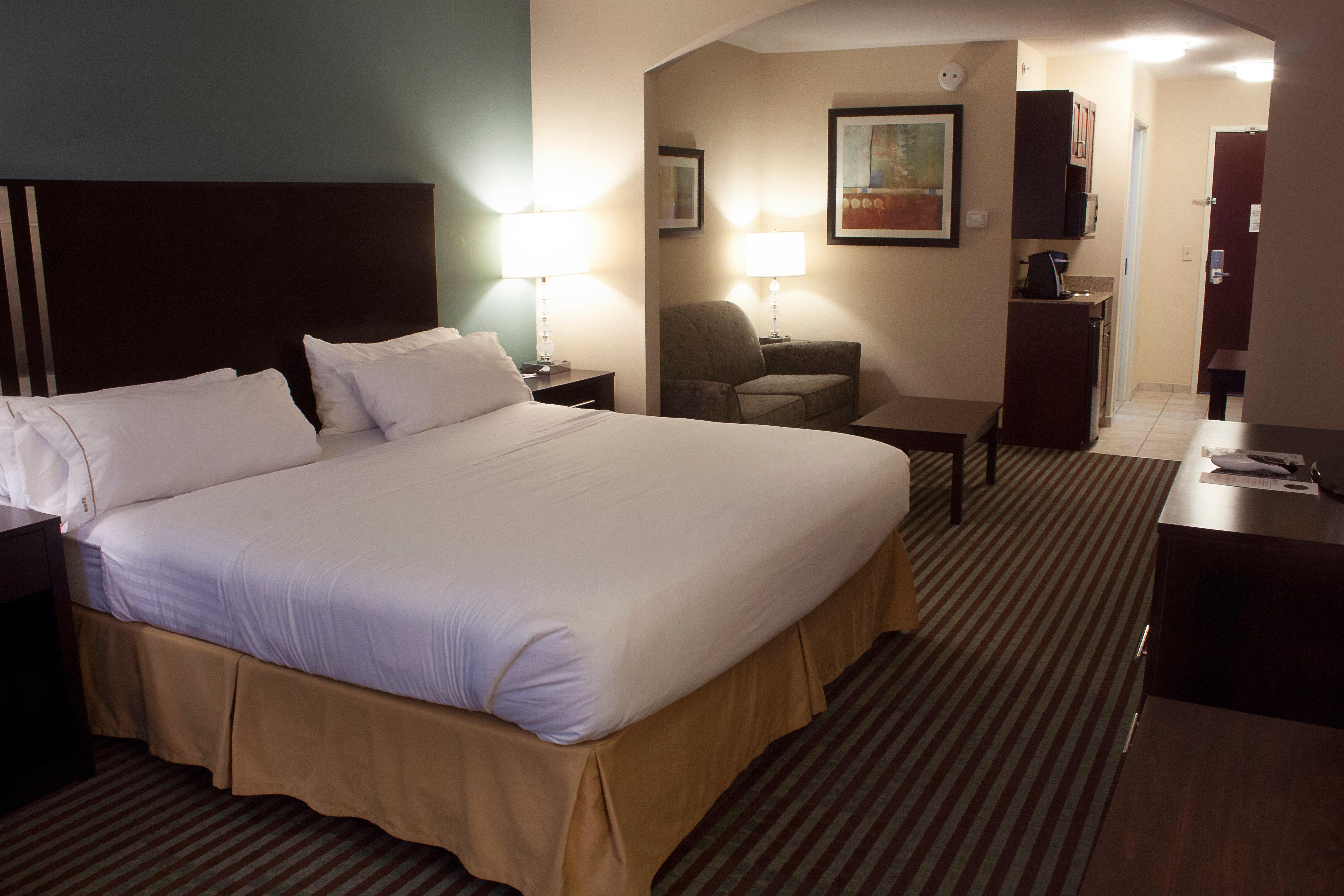 Holiday Inn Express & Suites Youngstown West I 80, An Ihg Hotel Exteriér fotografie