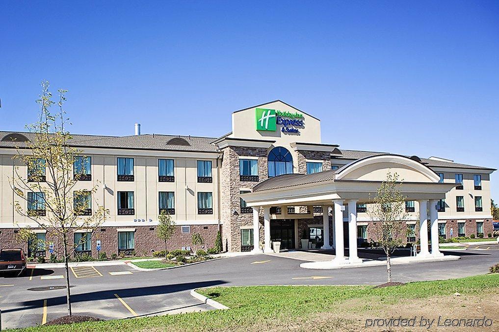 Holiday Inn Express & Suites Youngstown West I 80, An Ihg Hotel Exteriér fotografie